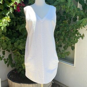 Cuuuute seersucker dress/coverup